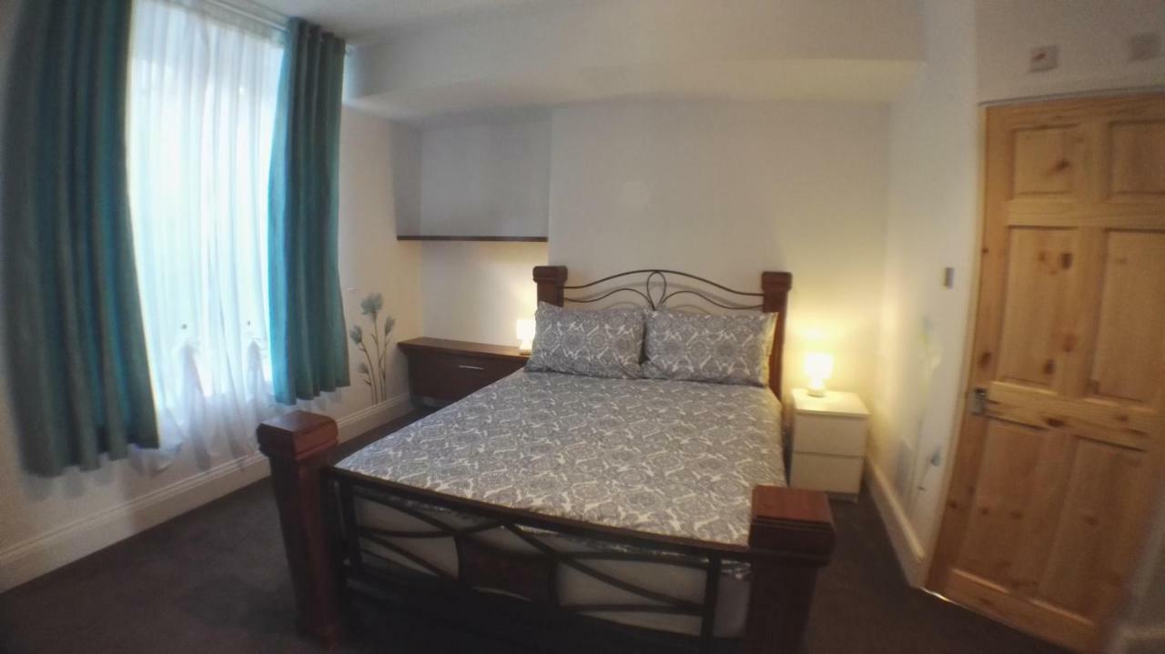 Large Garden Flat Near Marine Lake Weston-super-Mare Luaran gambar